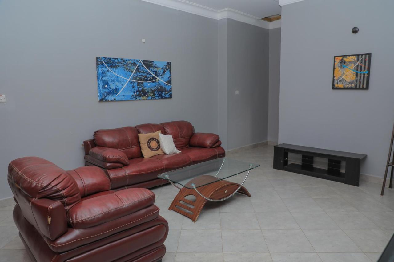 Silver Oaks Hotel Boma Fort Portal Bagian luar foto